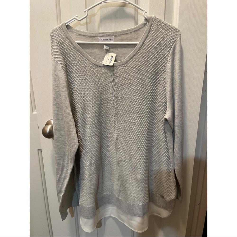 Calvin Klein Sweater